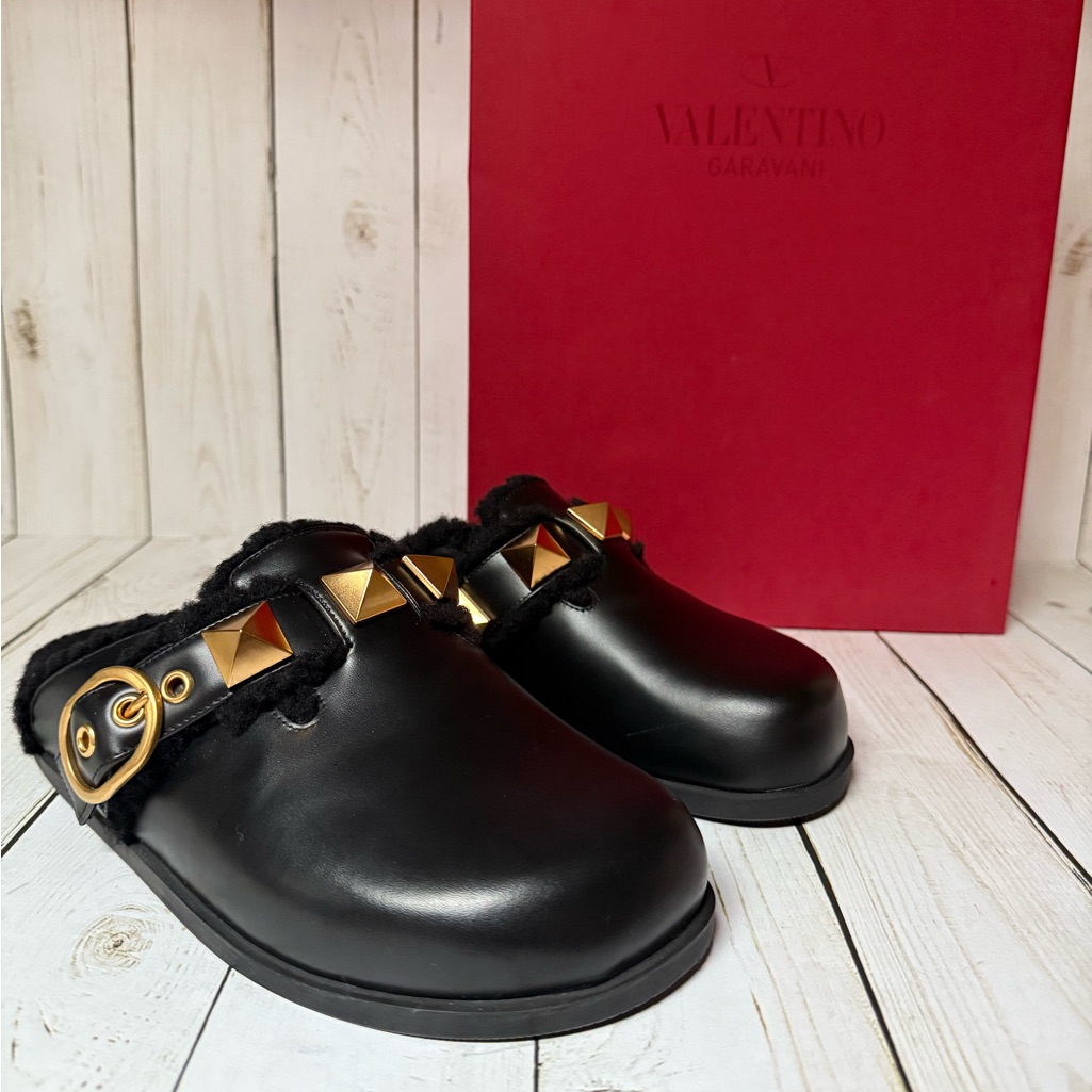 Valentino Garavani Roman Stud Sabot Leather Mule Black Sz 35 / 5